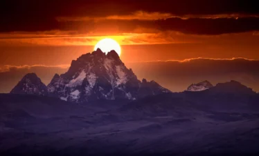 5 Days Mount Kenya Climbing — Chogoria to Sirimon Gate